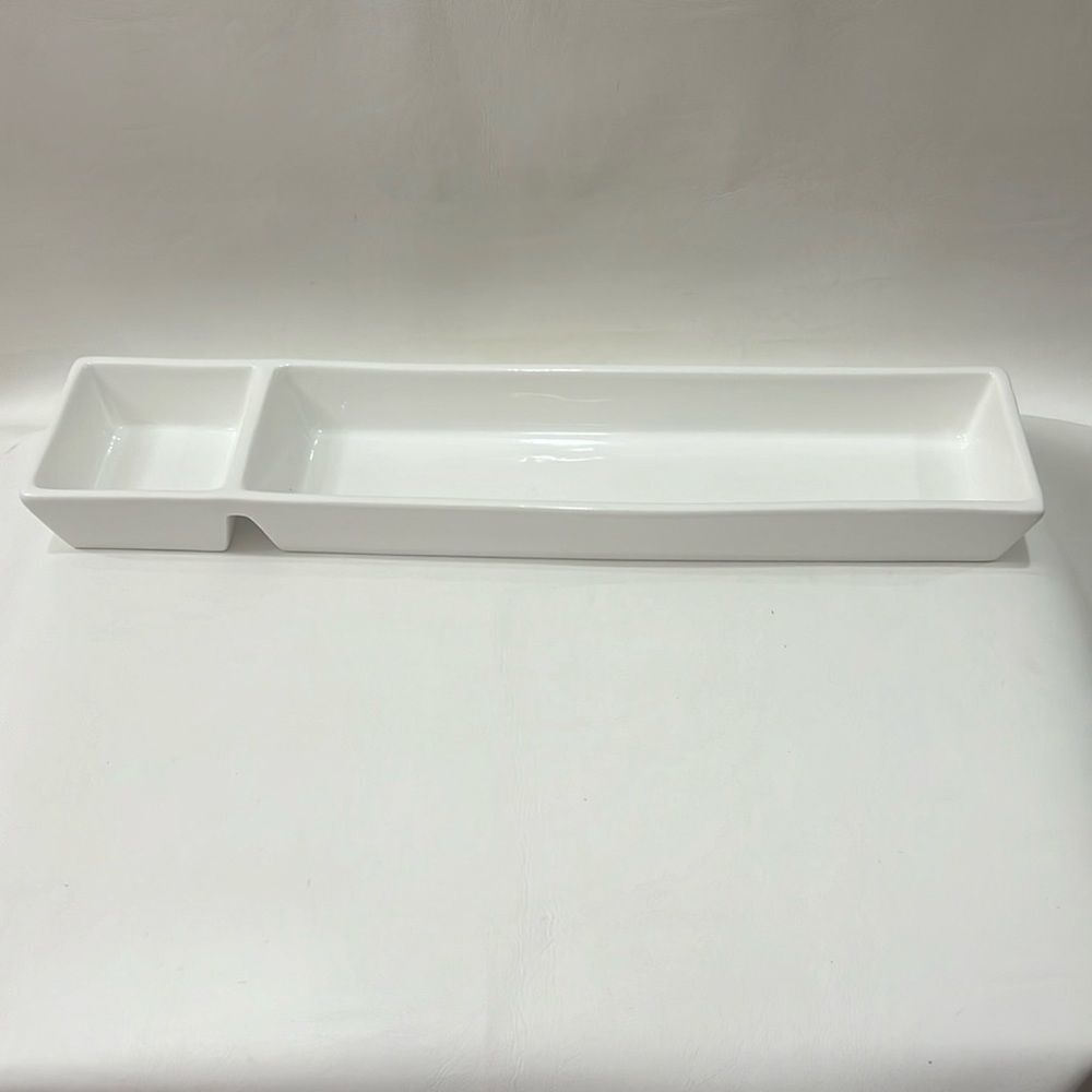 10 Strawberry Street Oven To Table White Rectangle Baking Dish 15 1/2 In Long